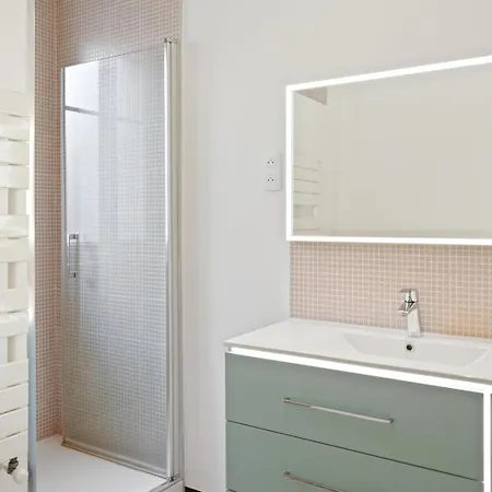 L'elegance Du 11eme - Grand Studio Refait A Neuf